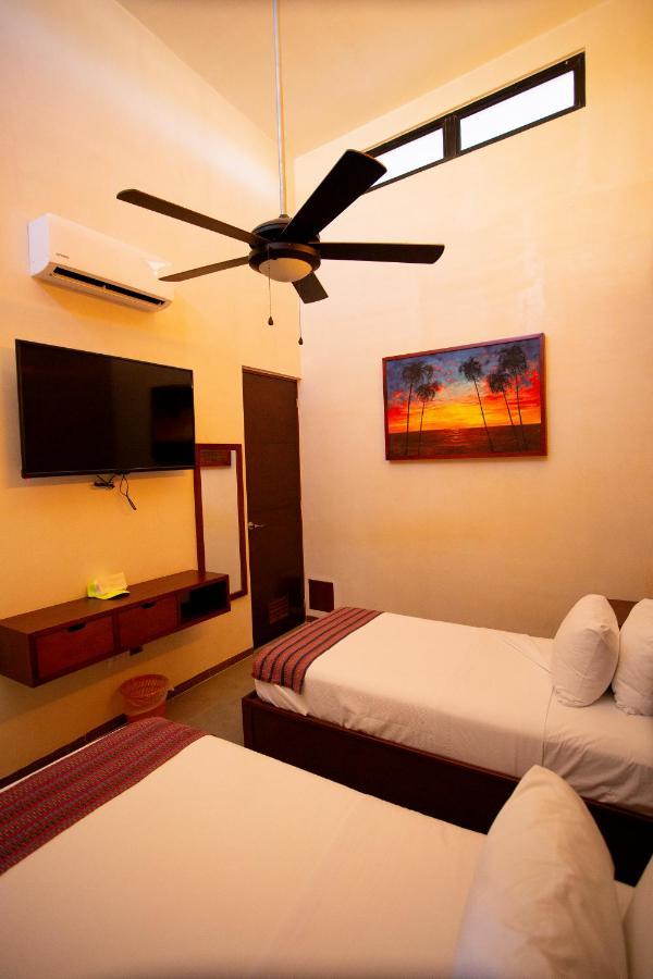 La Casona de Sisal Hotel Bagian luar foto