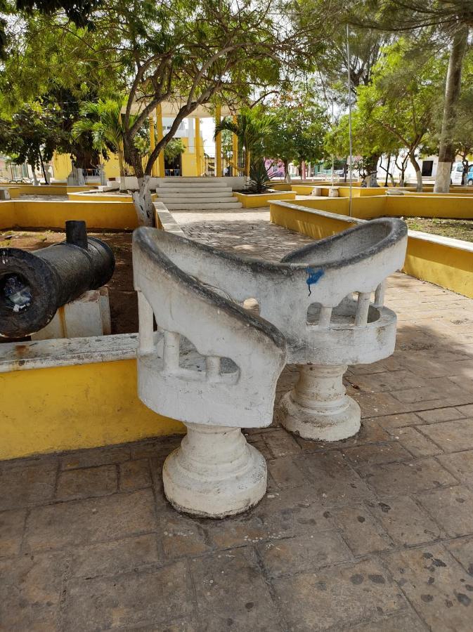La Casona de Sisal Hotel Bagian luar foto